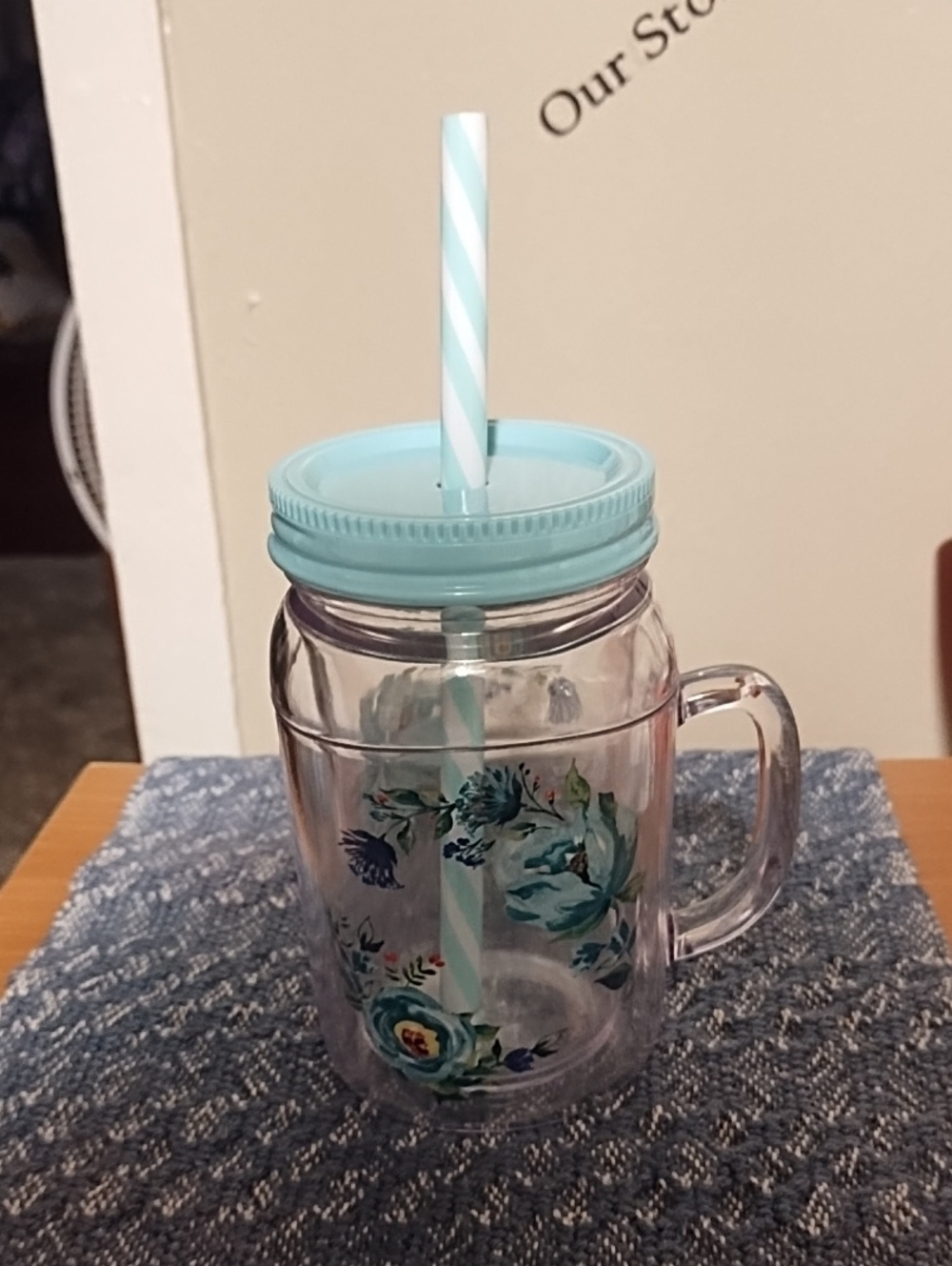 The Pioneer Woman Aqua Floral Mason Mug with Straw EUC.